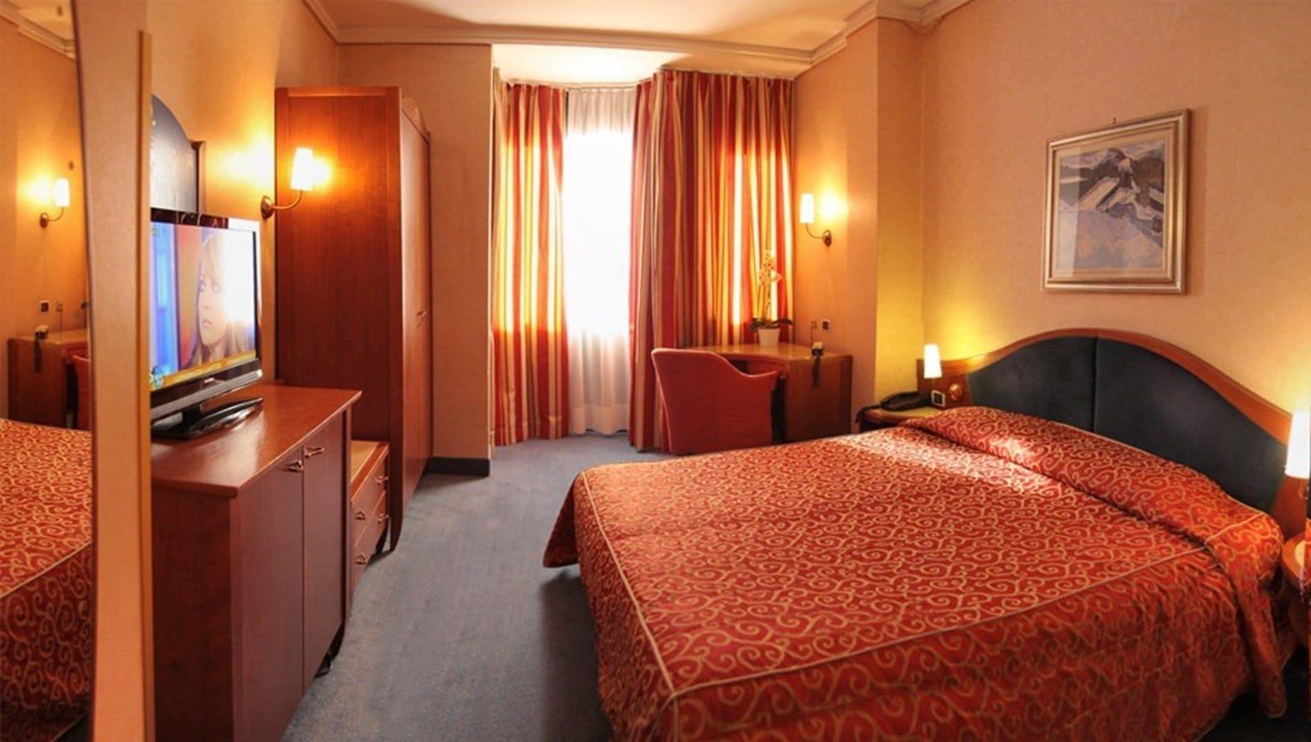 Hotel Norden Palace Aosta Bagian luar foto