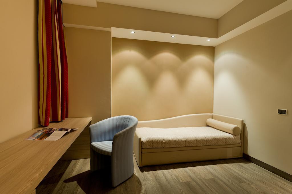 Hotel Norden Palace Aosta Bagian luar foto